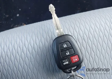 2018 Toyota Corolla Le from USA, damaged, VIN 2T1BURHE8JC029433